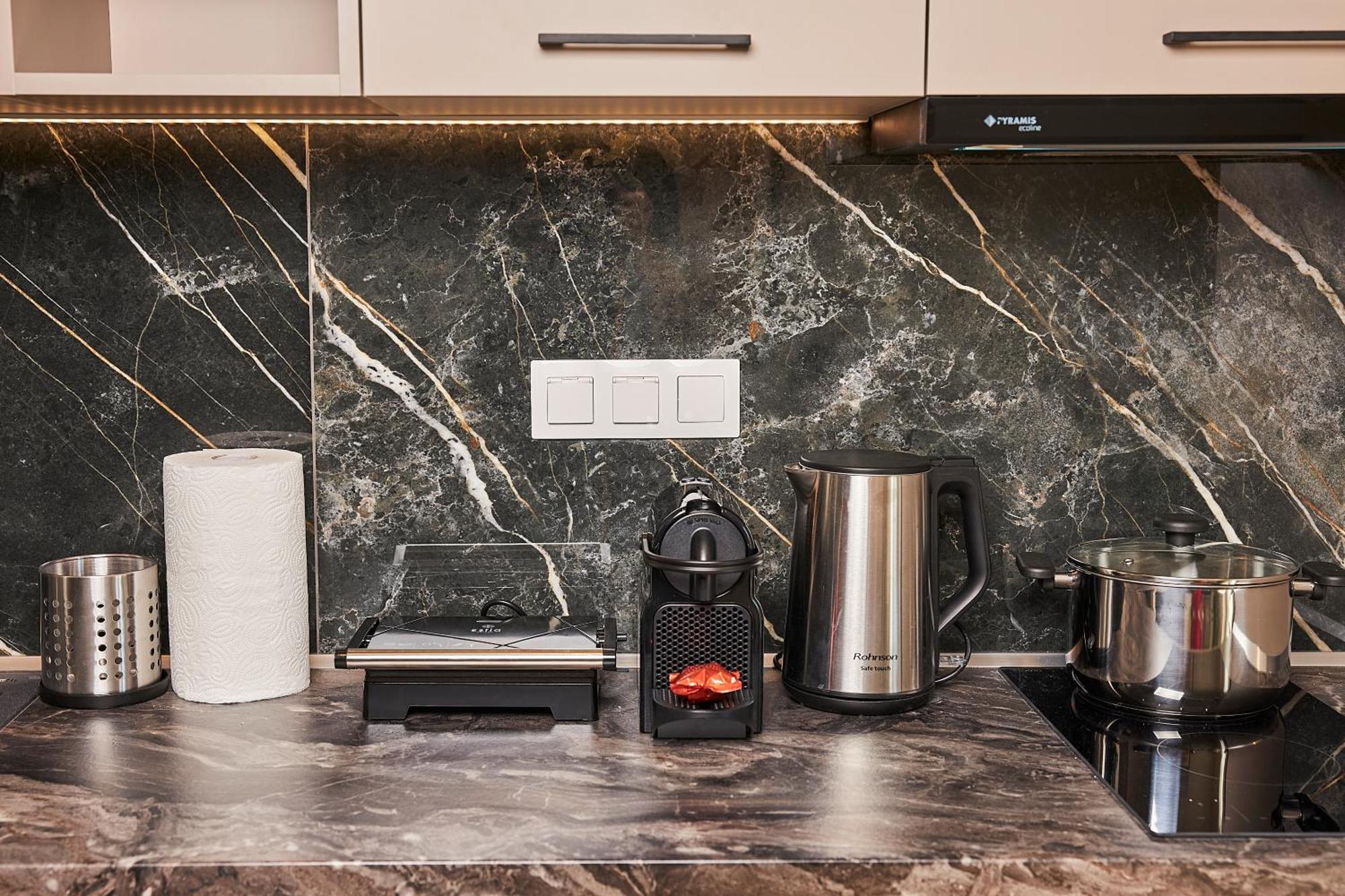 Dream Luxury Apartment In The City Center By Binobi! Tesalonika Bagian luar foto